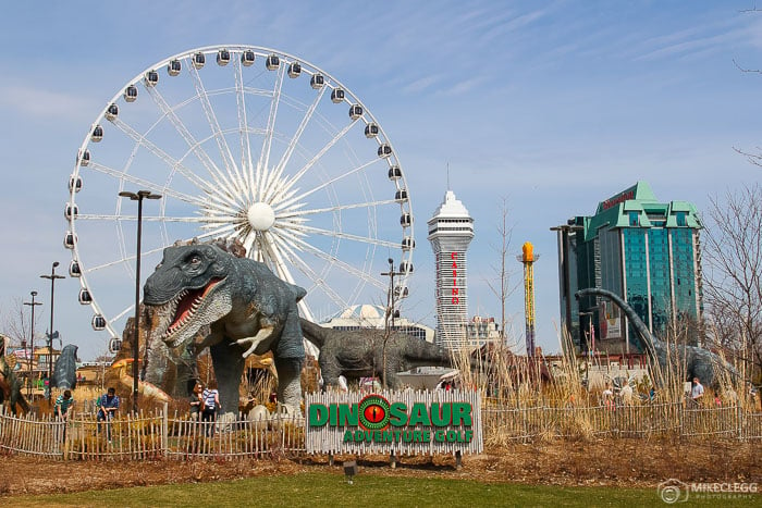 Niagara Falls Dinosaur Adventure Golf