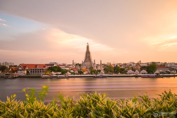 Bangkok - Wat Arun at sunset