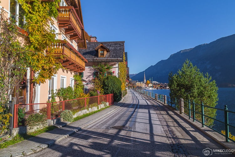 Roads and paths in Hallstatt