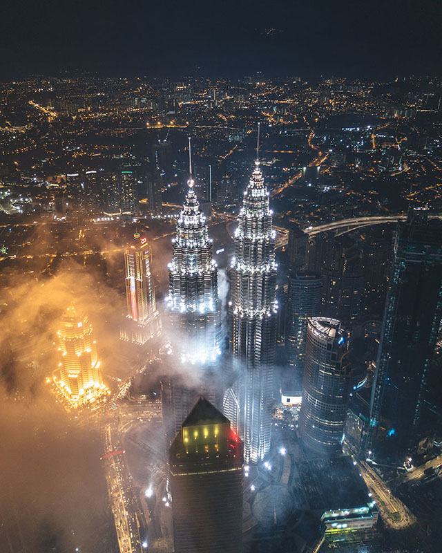 Kuala Lumpur skyline at night - ©Kohki