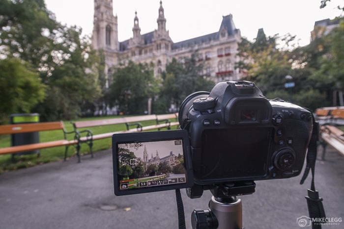 Swivel Screen of Canon 6D Mark II