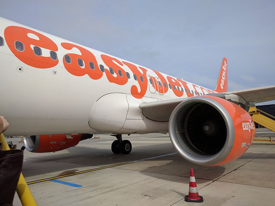 Easyjet golf clubs cost shop