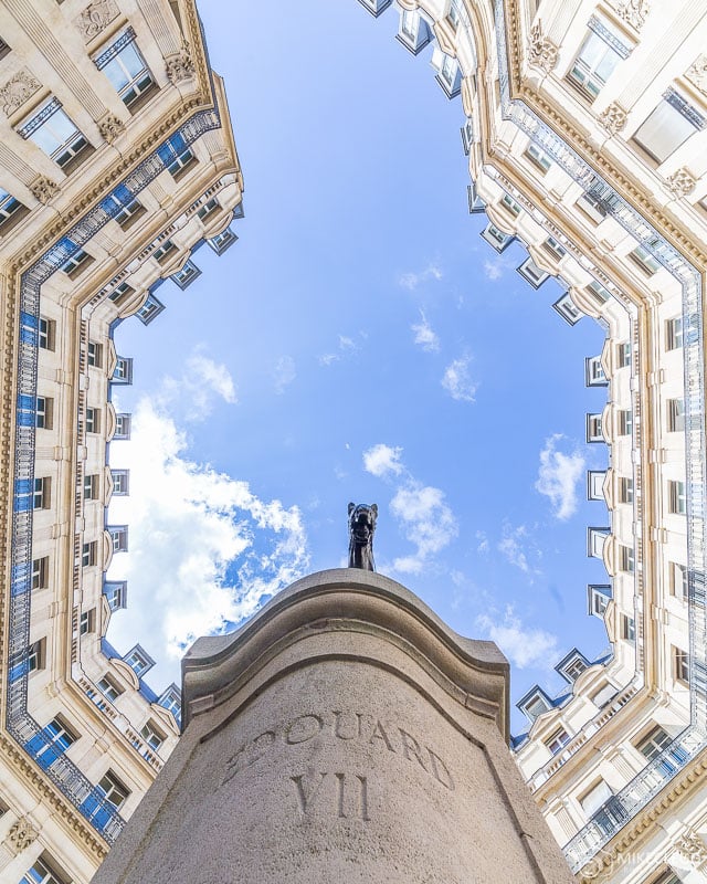 Édouard VII Square, Paris