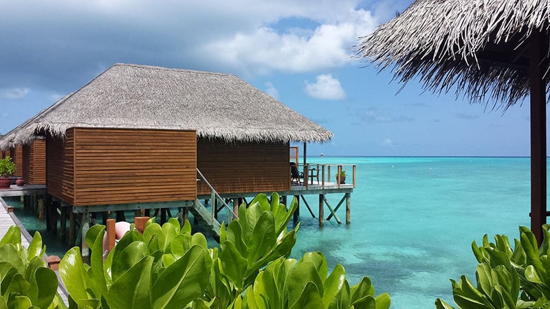 Holiday Village on the beach - CC0 (Pixabay)