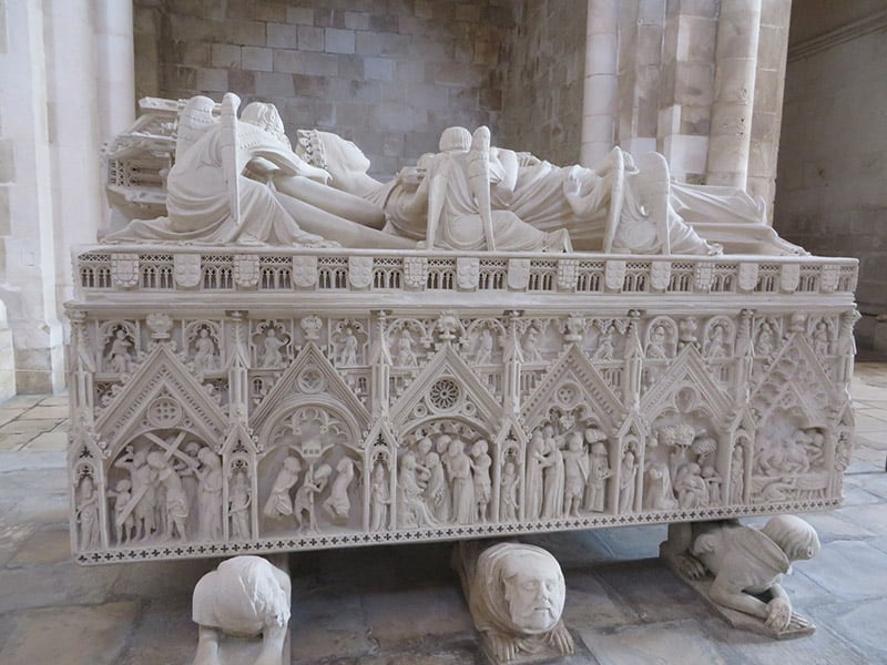 Tomb of Inês de Castro - Image by royckmeyer via Flickr - CC BY-SA 2.0