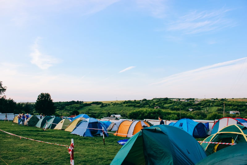 Tents at festivals - Photo by Angelika Levshakova on Unsplash - CC0