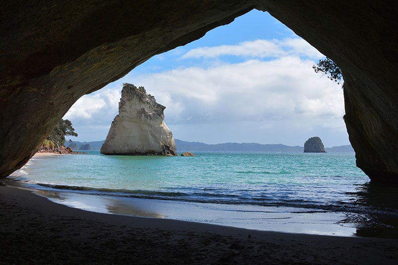 New Zealand (Cathedral Cove)