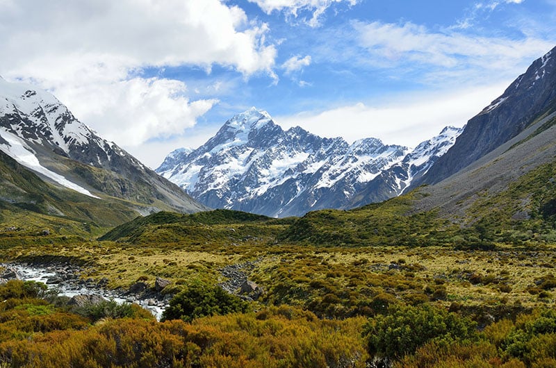 Aoraki Mount Cook mountain, New Zealand