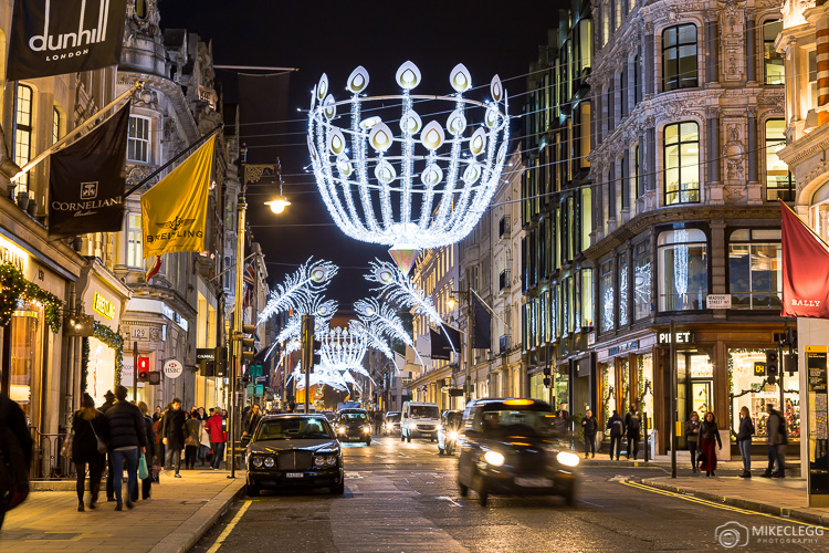 London and decorations at Christmas