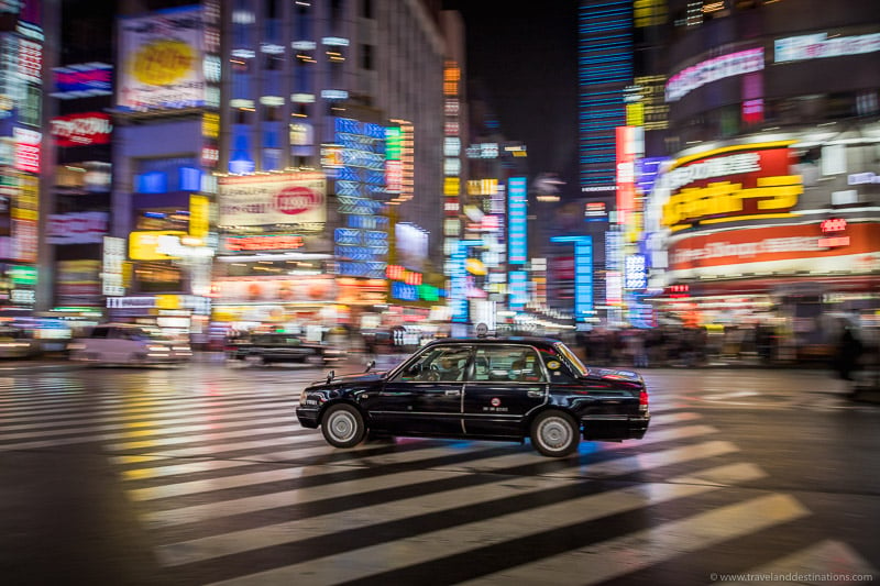 Nights in Tokyo - Taxi and billboards