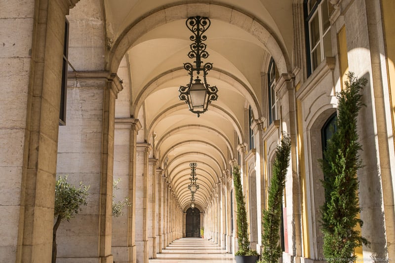 Arch Corridors along Praça do Comércio