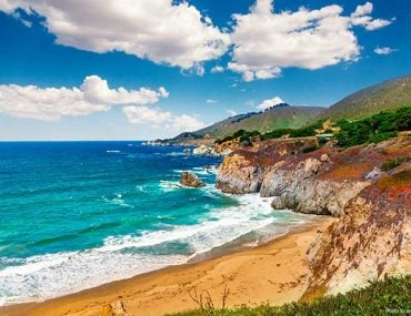 Coastline scenery on Pacific Coast Highway #1 at the US West Coast