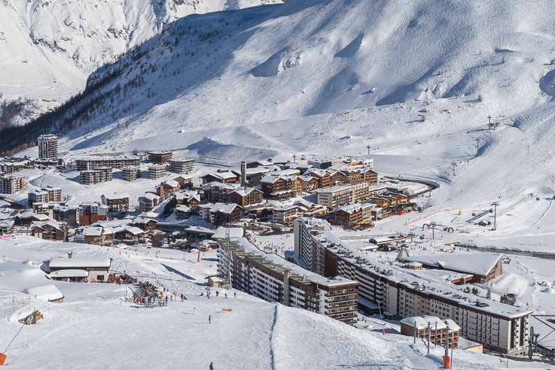 Ski resorts and accommodation