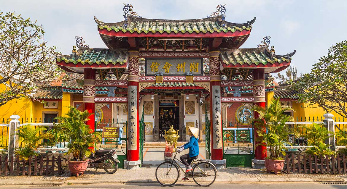 Reasons To Retire In Thailand: Travel