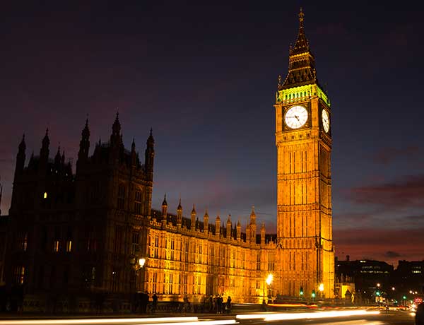 Big-Ben-at-night