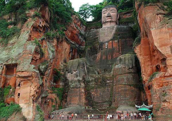 Quiz-Giant-Buddha