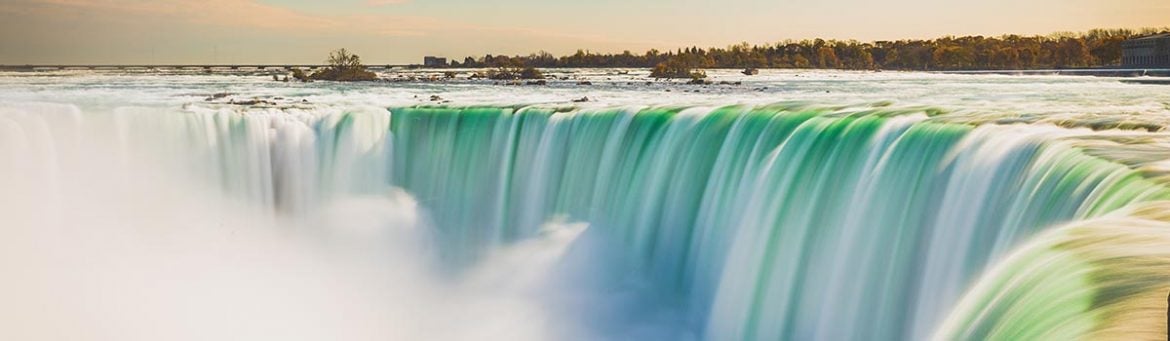 Book Niagara Falls - Featured Image