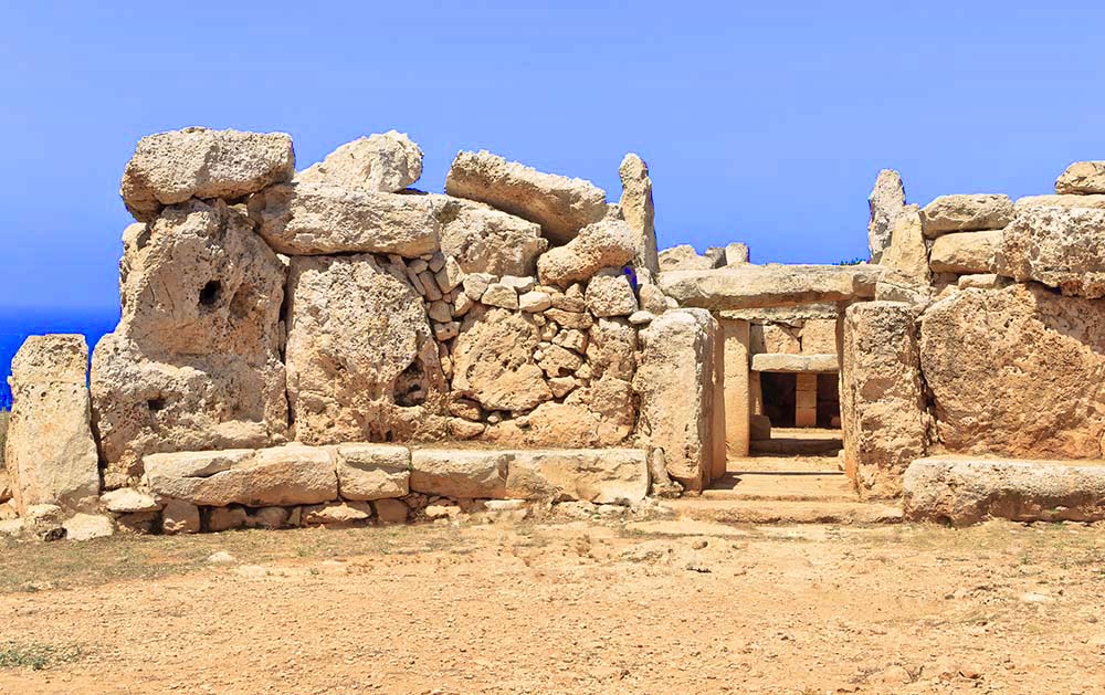 Mnajdra temple remains