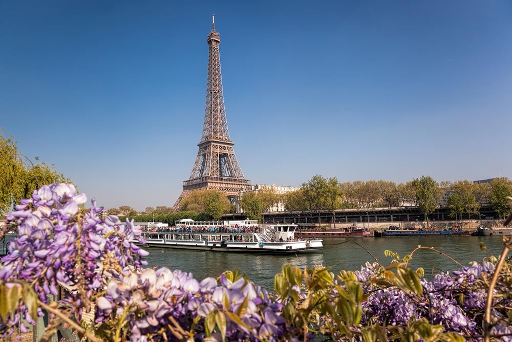 Boat trips in Paris