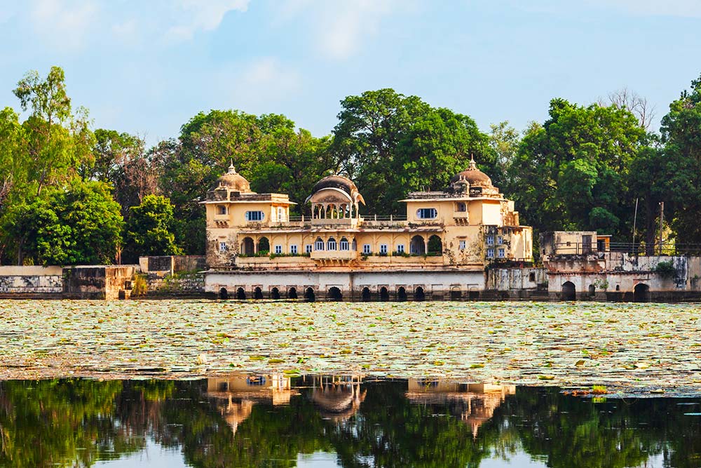 Sukh Mahal Palace
