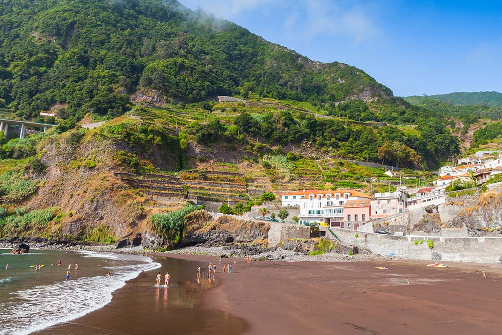 Seixal Beach