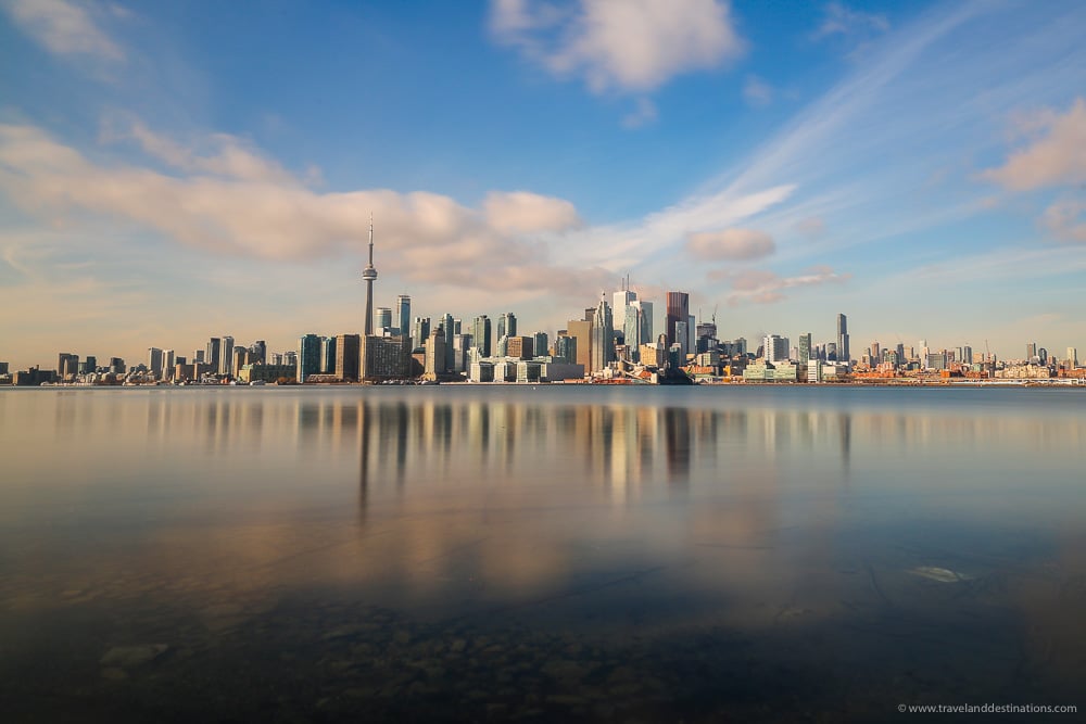 Long daytime exposure with an ND filter with smooth water